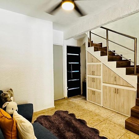 Apartament Franks House "Shared House" Cancún Zewnętrze zdjęcie